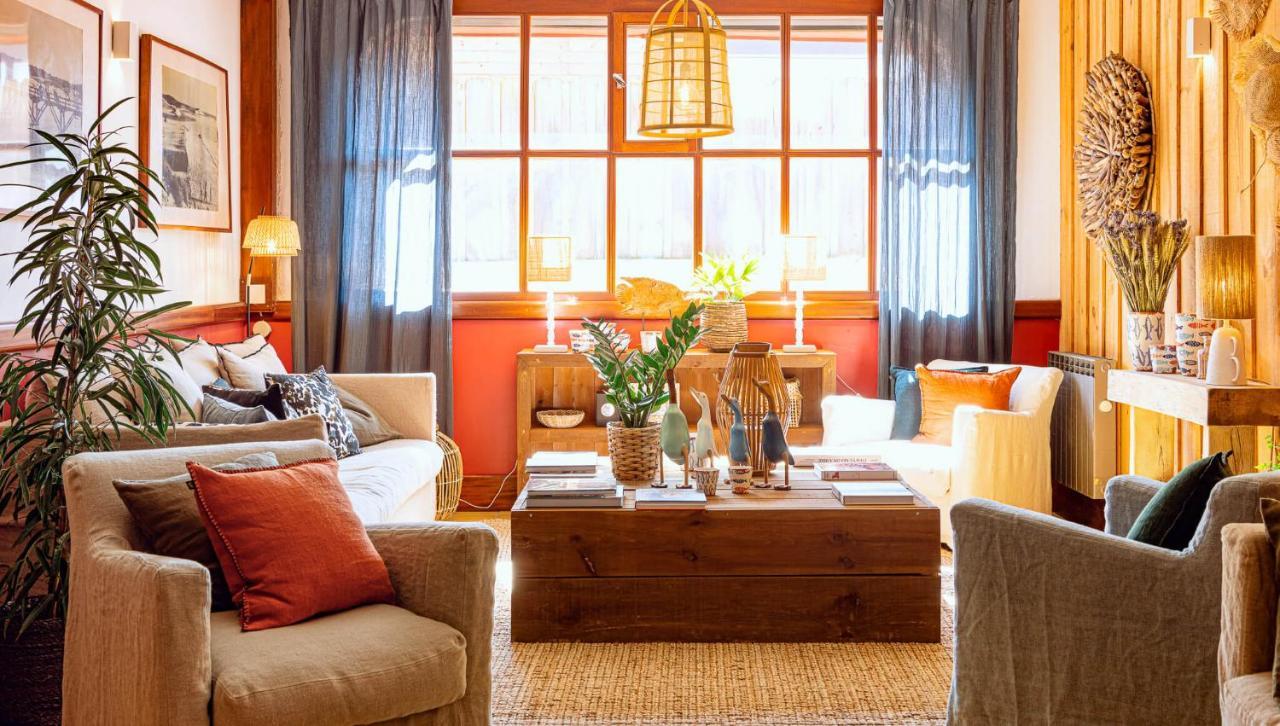 Hotel De La Plage กงตีส์-เลส์-แบงส์ ภายนอก รูปภาพ