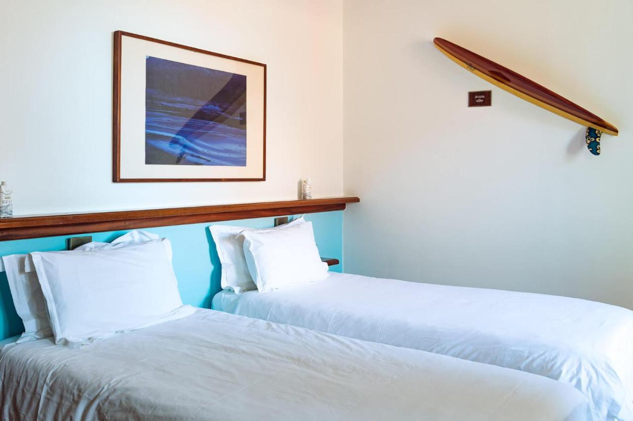 Hotel De La Plage กงตีส์-เลส์-แบงส์ ภายนอก รูปภาพ